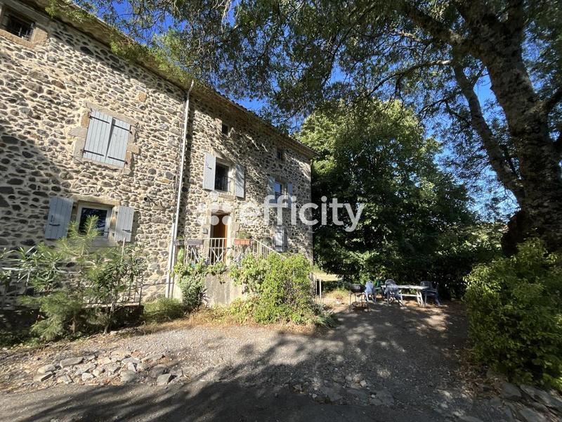 Appartement - 107 m² - 5 pièces