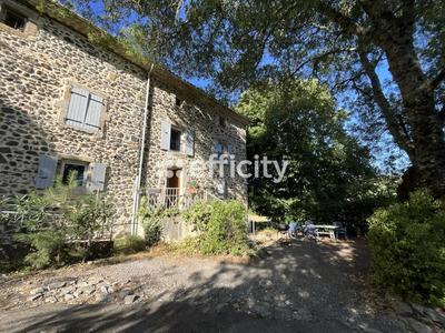 Appartement - 107 m² - 5 pièces