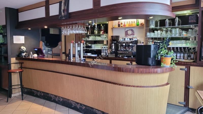 Fonds de commerce - 80 m²