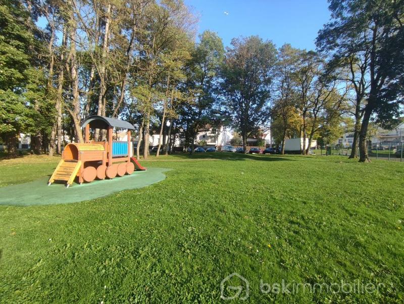 Maison traditionnelle - 120 m² - 6 pièces