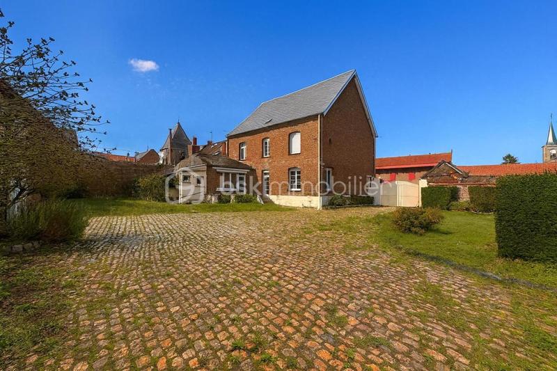 Maison de village - 215 m² - 7 pièces