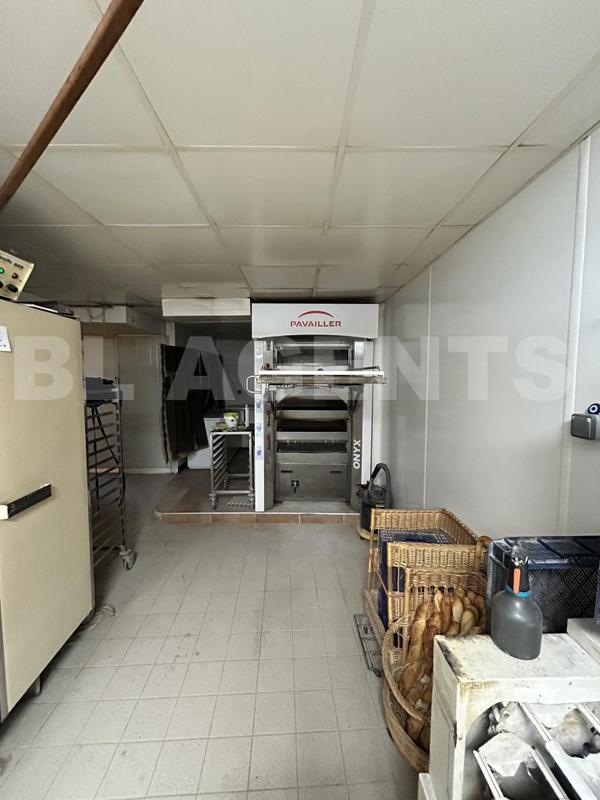 Fonds de commerce - 240 m²