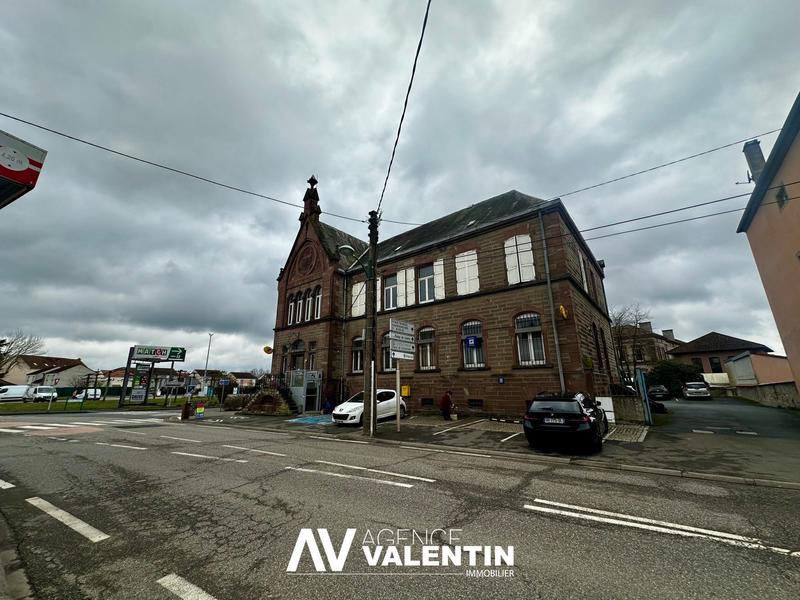 Appartement - 684 m² - 6 pièces