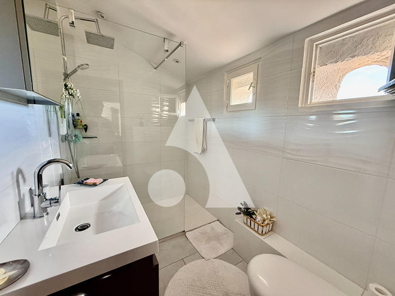 Maison - 108 m² - 6 pièces