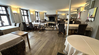 Local commercial - 310 m² - 12 pièces