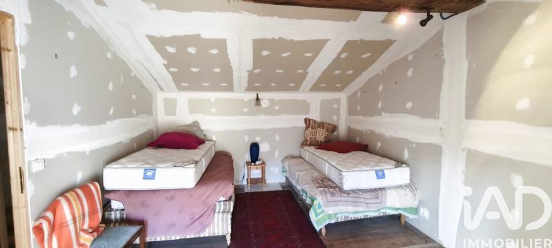 Maison - 140 m² - 5 pièces