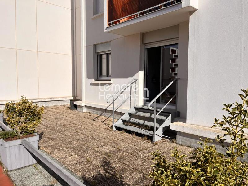 Appartement - 90 m² - 4 pièces