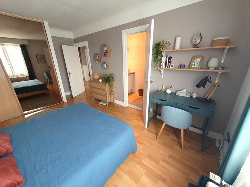 Maison - 265 m² - 8 pièces