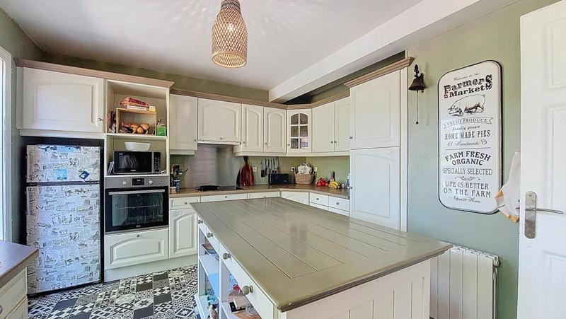 Maison - 85 m² - 4 pièces