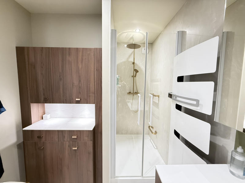 Appartement - 160 m² - 6 pièces