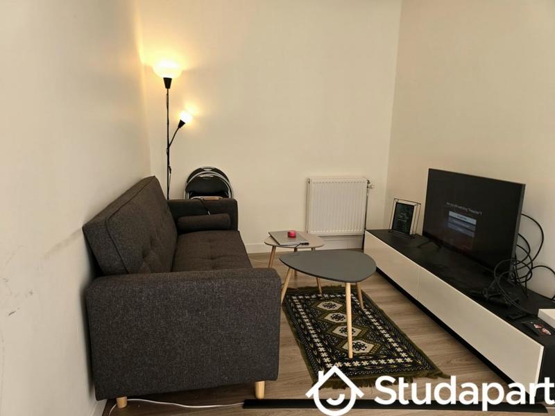 Chambre - 11 m² - 1 pièce