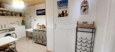 Appartement - 185 m² - 7 pièces