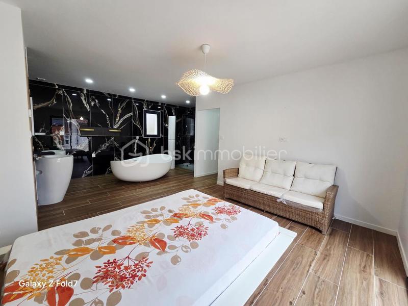 Maison - 176 m² - 5 pièces