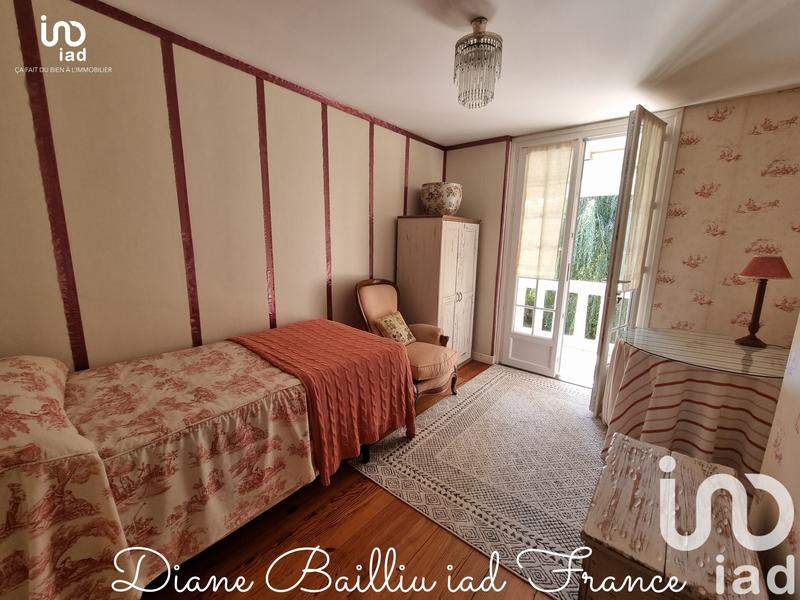 Maison de ville - 263 m² - 8 pièces