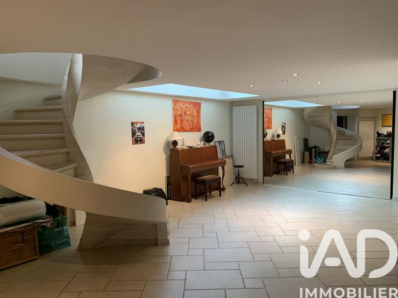 Maison de maîtres - 358 m² - 7 pièces