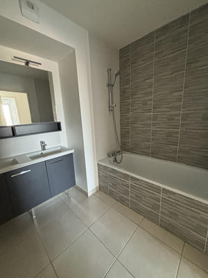 Appartement - 95 m² - 4 pièces