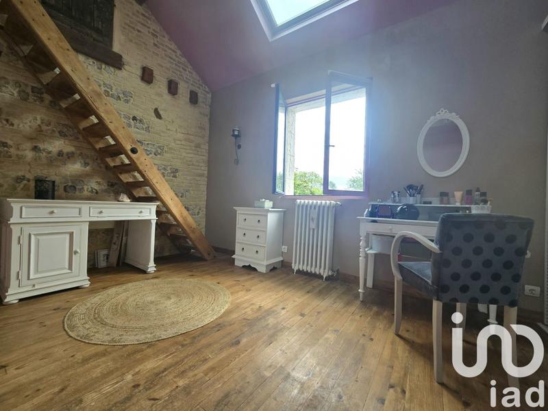 Maison - 240 m² - 7 pièces