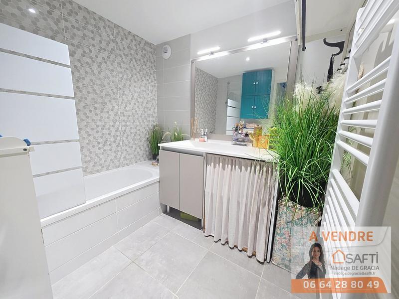 Appartement - 66 m² - 3 pièces