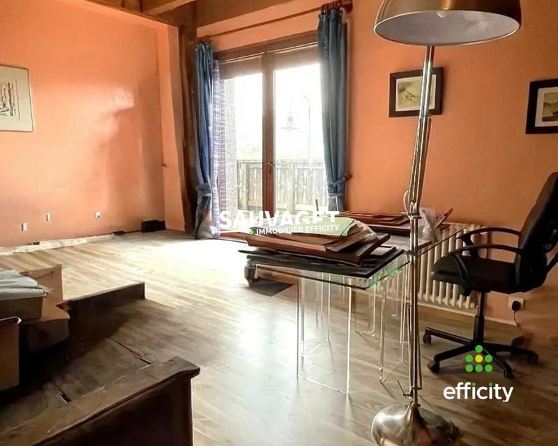 Maison - 320 m² - 11 pièces