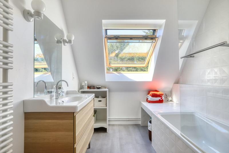 Maison - 185 m² - 7 pièces