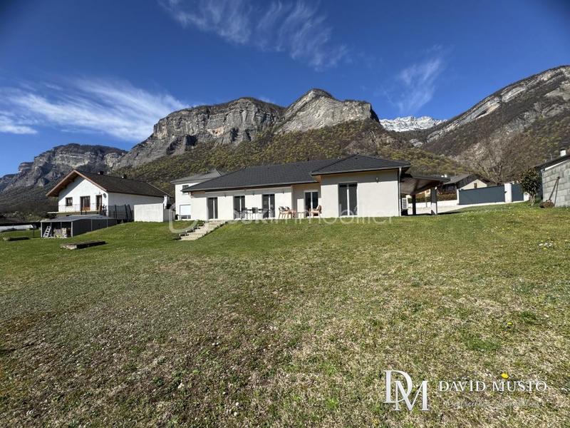 Maison - 108 m² - 5 pièces