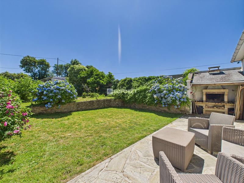 Maison traditionnelle - 102 m² - 5 pièces