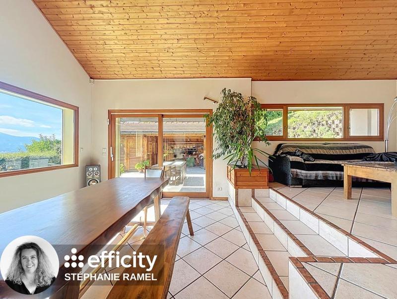 Maison - 143 m² - 6 pièces