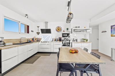 Villa - 94 m² - 5 pièces