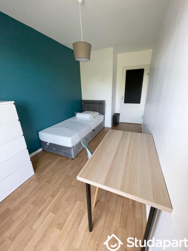 Chambre - 9 m² - 1 pièce