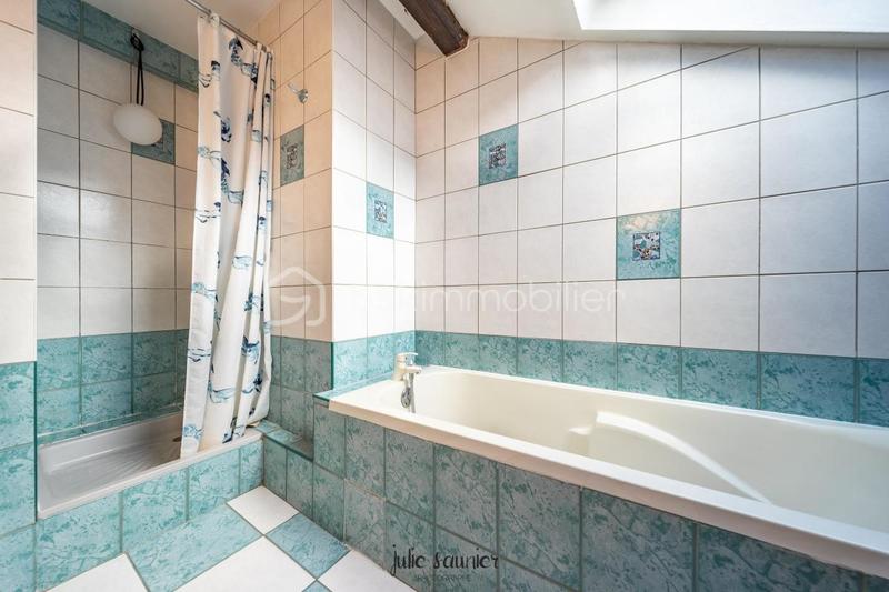 Appartement - 92 m² - 5 pièces