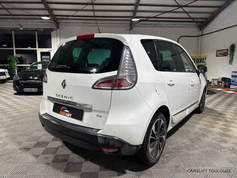 Renault Scénic TCe 130 Energy Bose Edition
