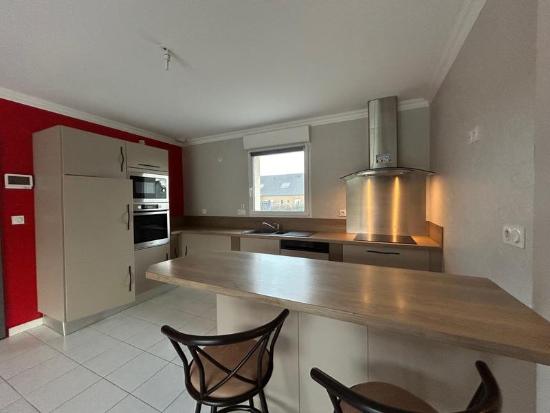 Maison - 80 m² - 4 pièces