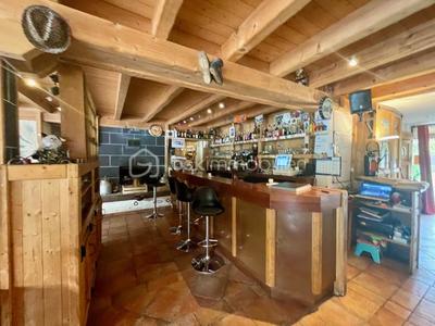 Local commercial - 630 m² - 20 pièces