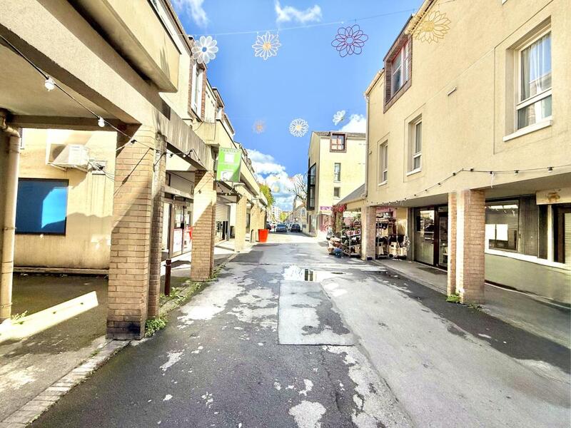 Fonds de commerce - 27 m²