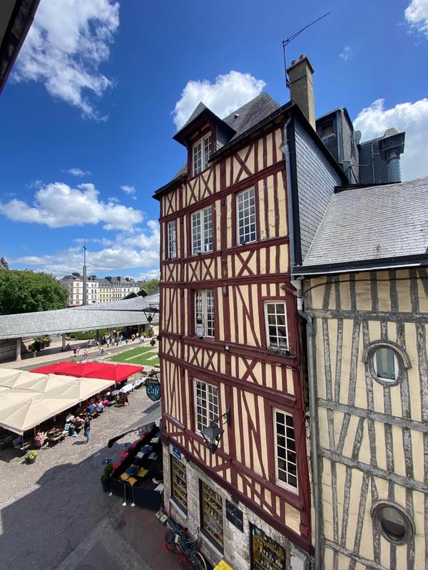 Appartement - 280 m² - 11 pièces