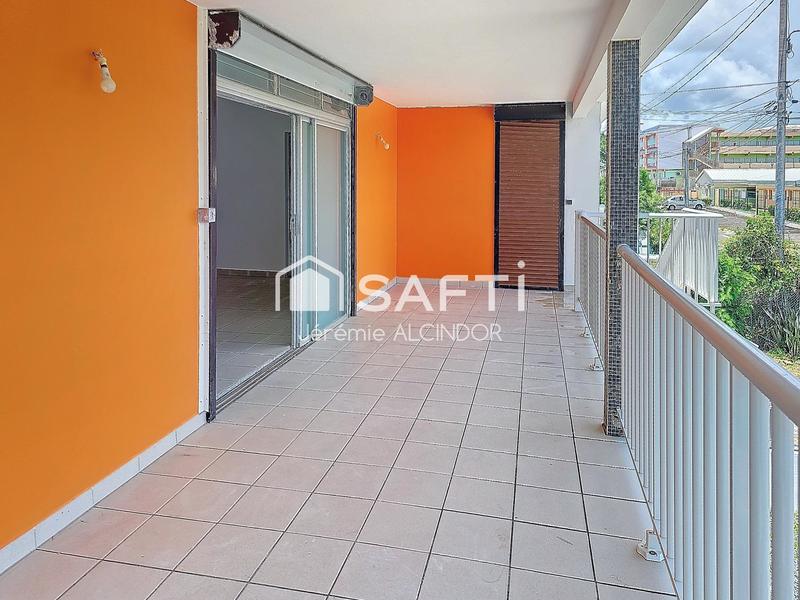 Bureau - 82 m² - 6 pièces