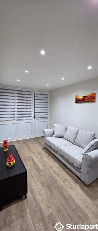 Chambre - 15 m² - 1 pièce