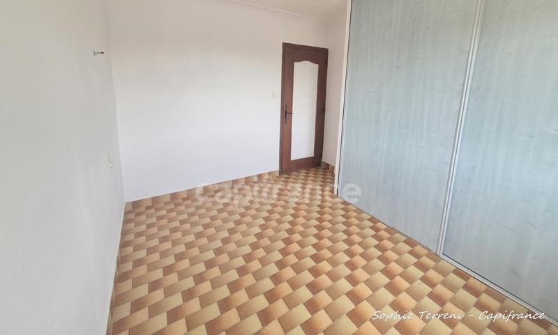 Maison - 157 m² - 8 pièces