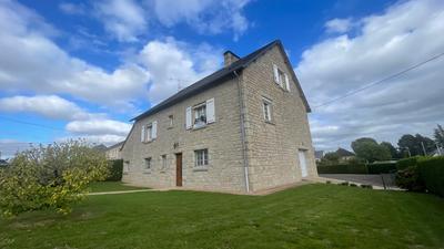 Maison - 142 m² - 7 pièces