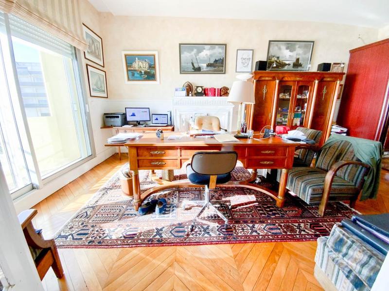 Appartement - 155 m² - 6 pièces