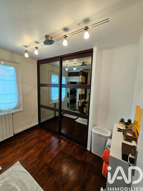 Maison - 96 m² - 5 pièces