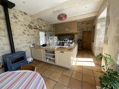 Maison - 344 m² - 8 pièces
