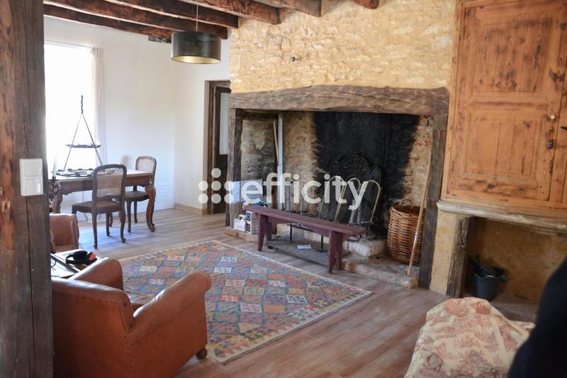 Maison - 210 m² - 7 pièces