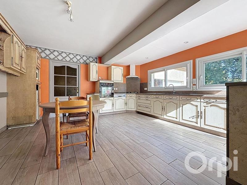 Maison - 135 m² - 4 pièces