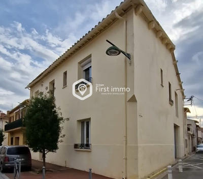 Appartement - 256 m² - 8 pièces