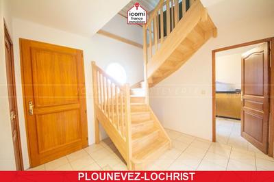 Maison - 180 m² - 7 pièces