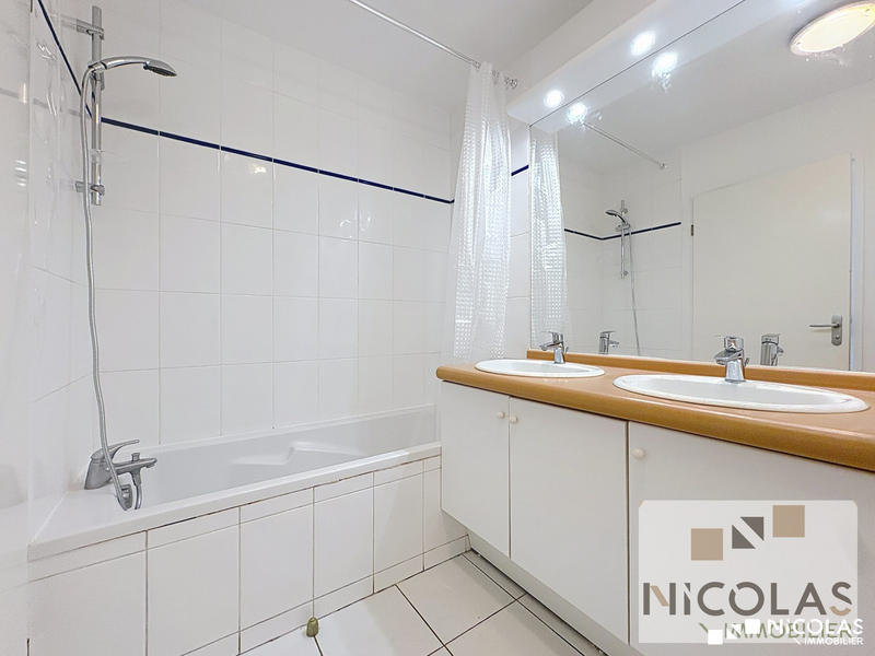 Appartement - 83 m² - 4 pièces