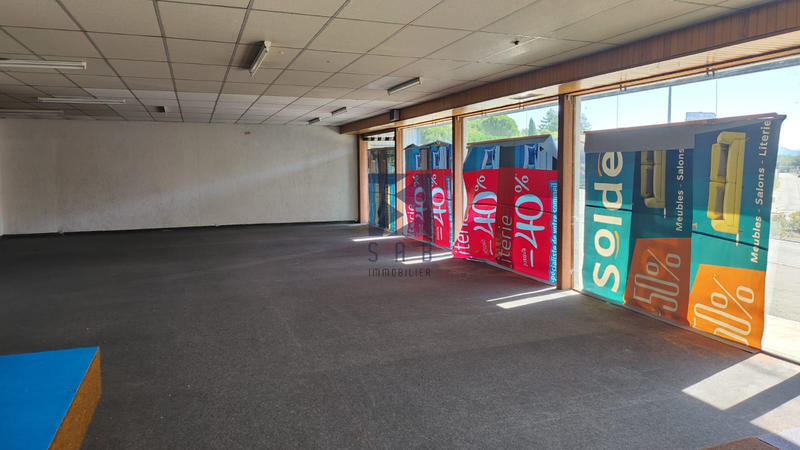 Local commercial - 150 m²