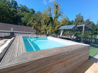 Appartement - 246 m² - 6 pièces