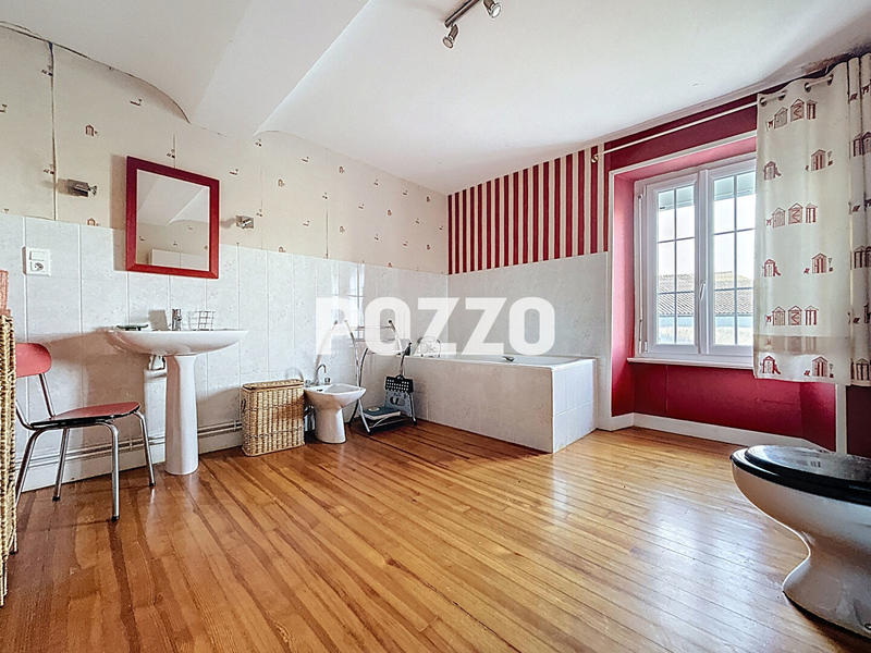 Maison - 134 m² - 5 pièces